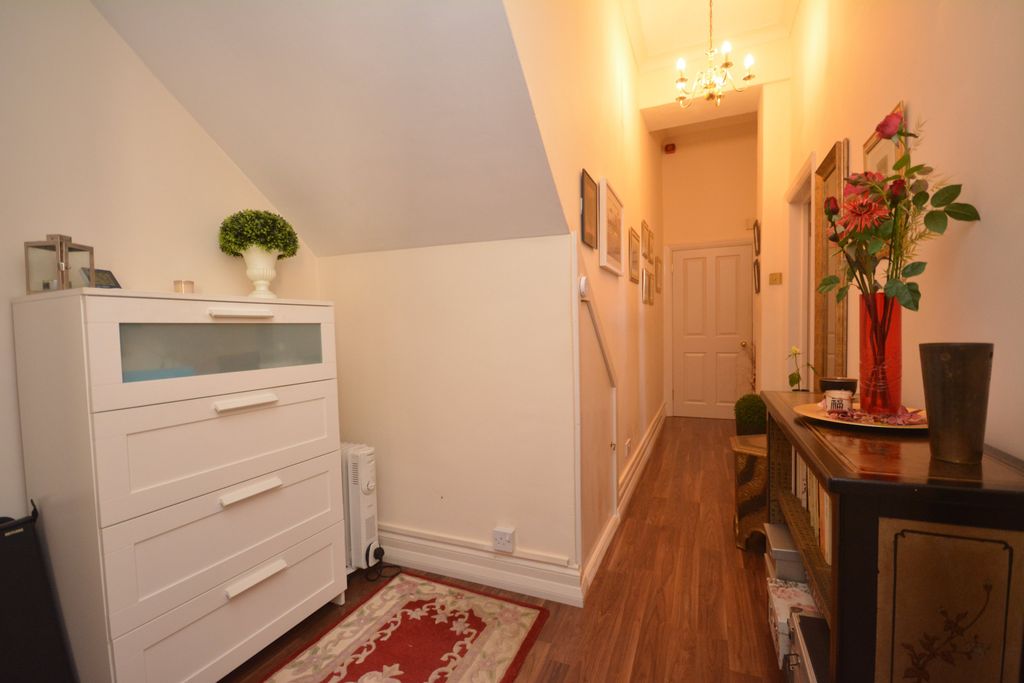 Additional image 10 of 1 bed flat for saleLewis Crescent, Cliftonville, Margate, Kent CT9