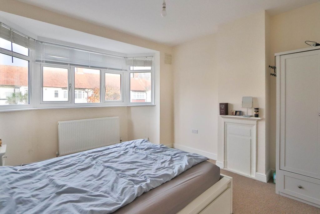 Additional image 13 of 3 bed end terrace house for saleByron Avenue, New Malden KT3