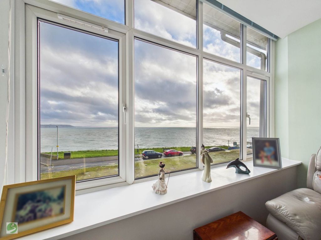 Additional image 2 of 2 bed flat for saleHannafore, Looe PL13
