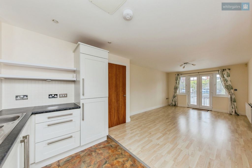 Additional image 5 of 2 bed flat for salePillory Street, Nantwich, Cheshire CW5
