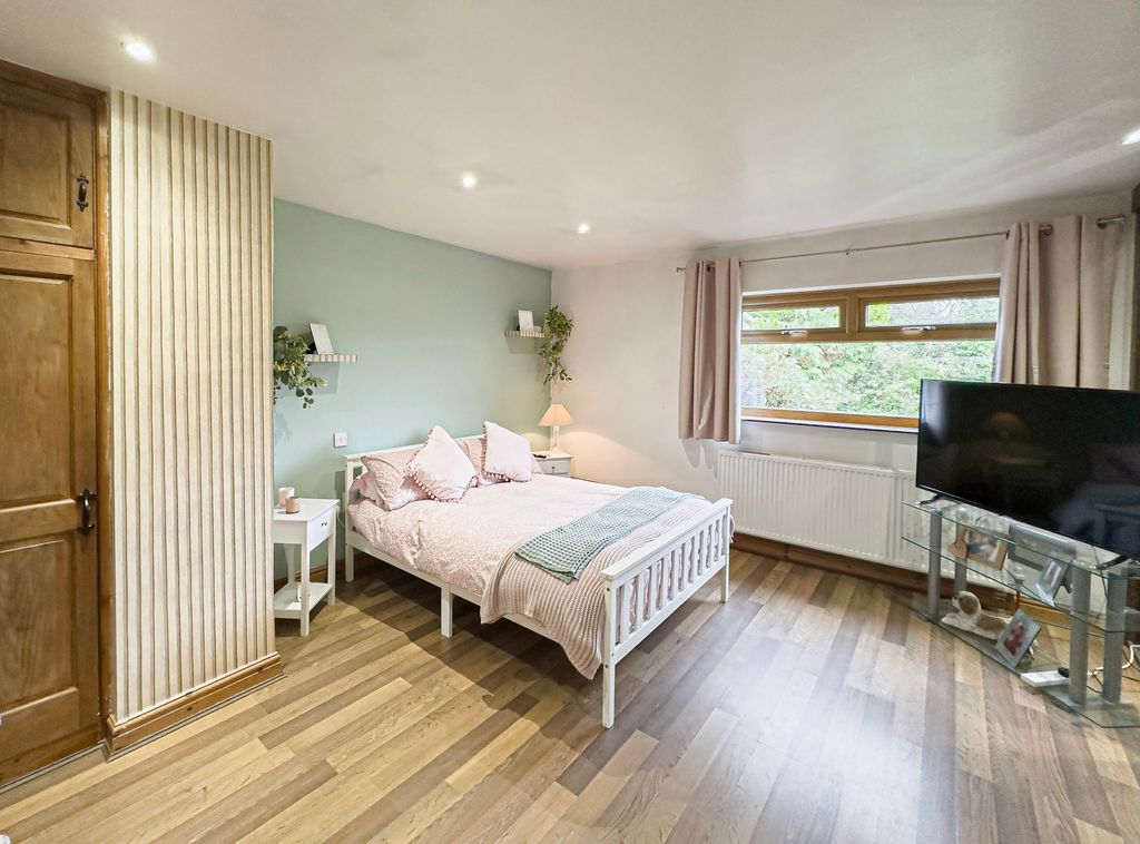 Additional image 19 of 4 bed barn conversion for saleLiverpool Road, Neston CH64
