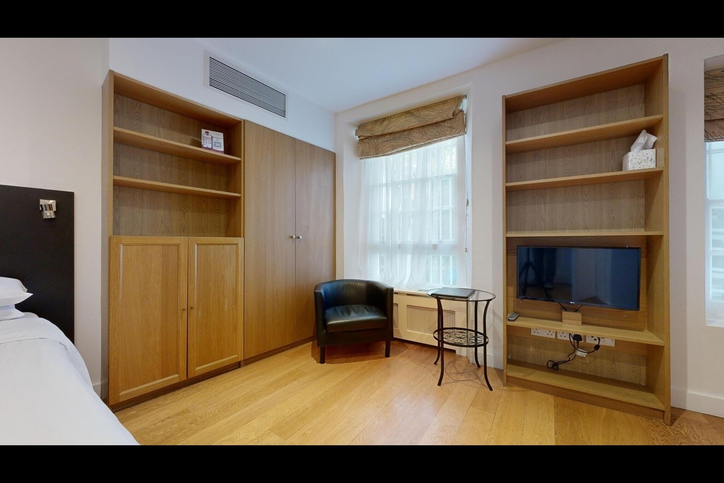 Studio Flat, Cartwright Gardens, WC1H, N1 7GU photo 2