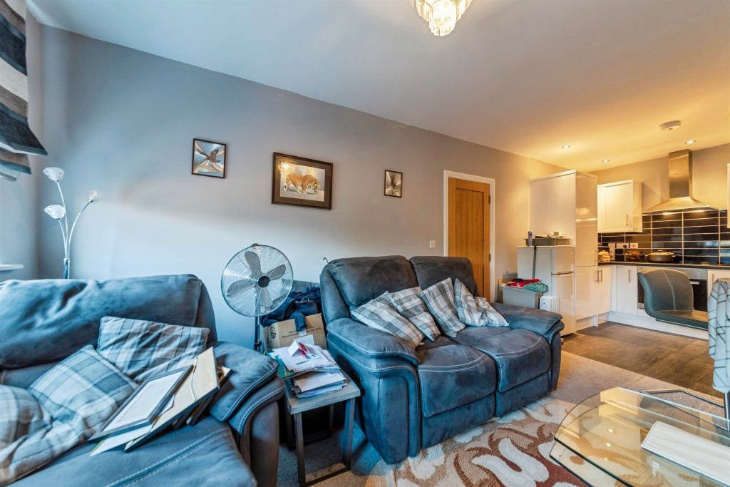 Additional image 6 of 2 bed flat for saleMill Gate, Newark NG24