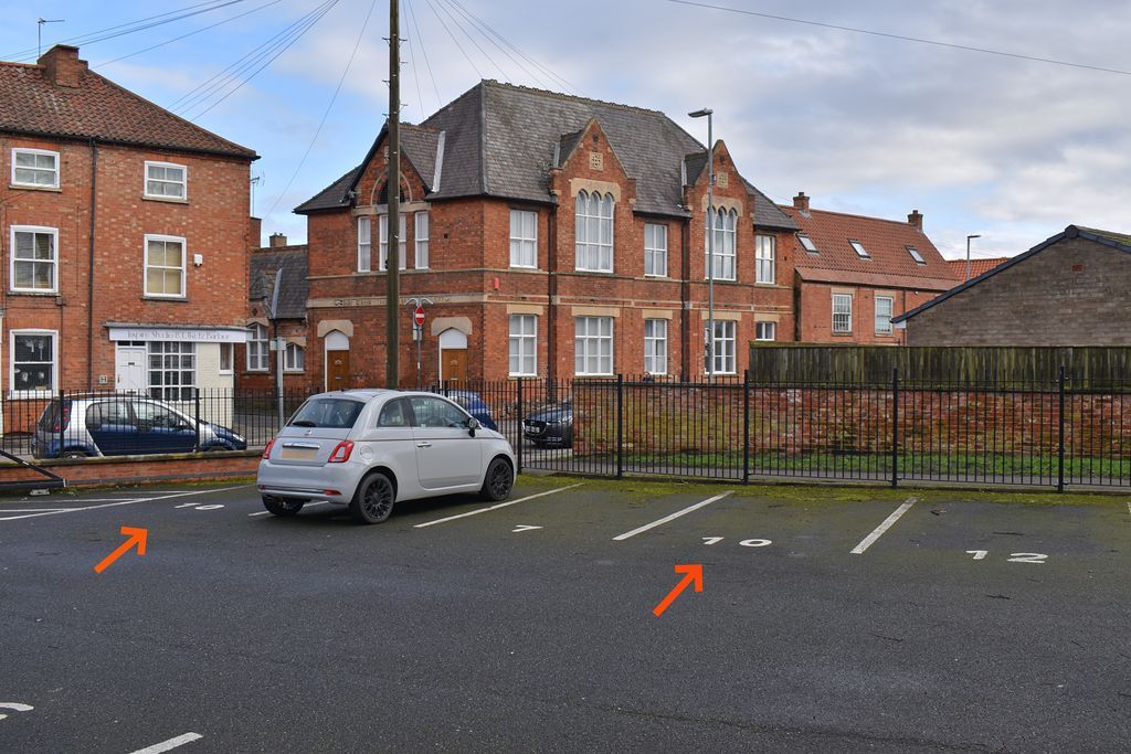 Additional image 13 of 2 bed flat for saleBalderton Gate, Newark NG24