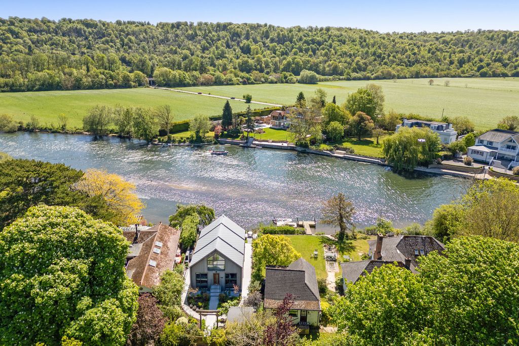 Additional image 18 of 4 bed detached house for saleMill Road, Marlow SL7