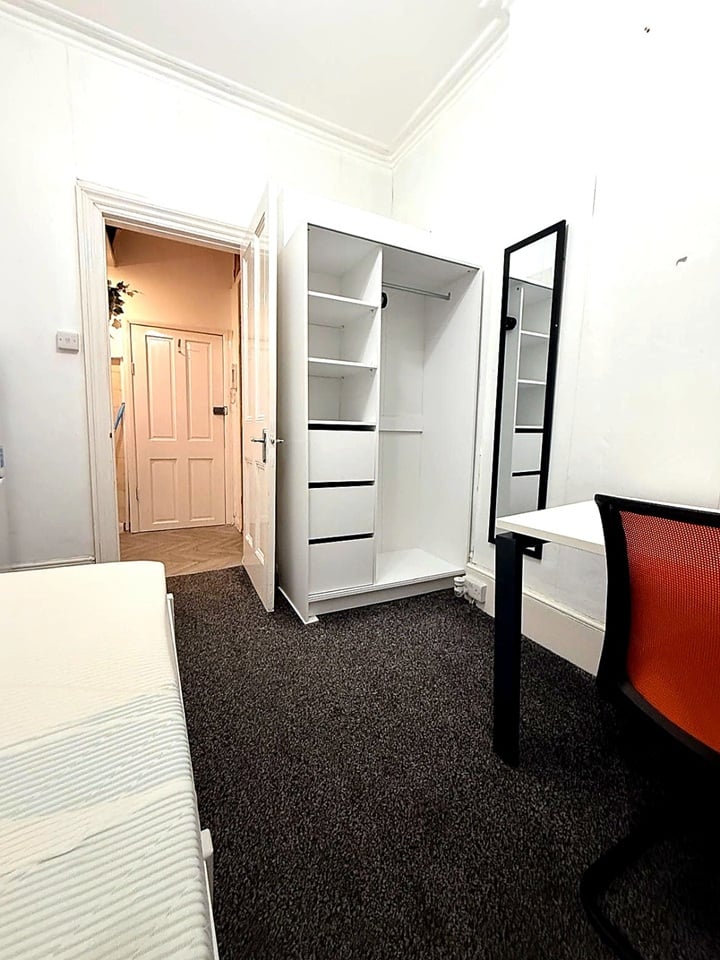 Studio Flat, Pimlico, SW1V, N1 7GU photo 2