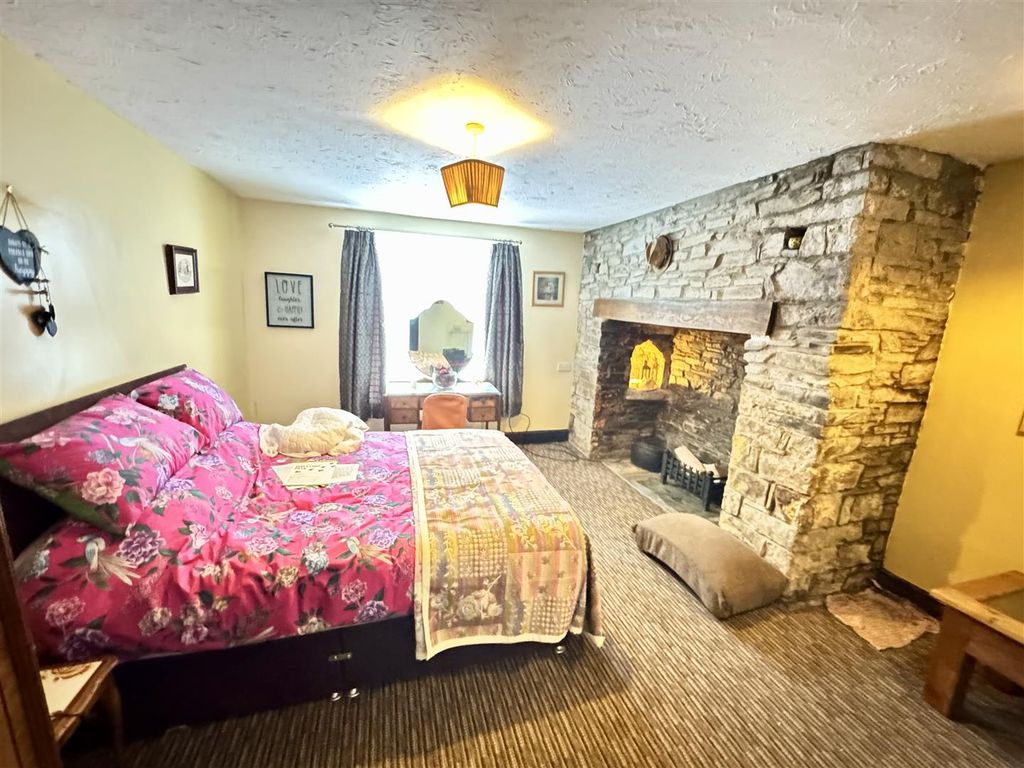 Additional image 9 of 5 bed property for saleLlanddeusant, Llangadog SA19
