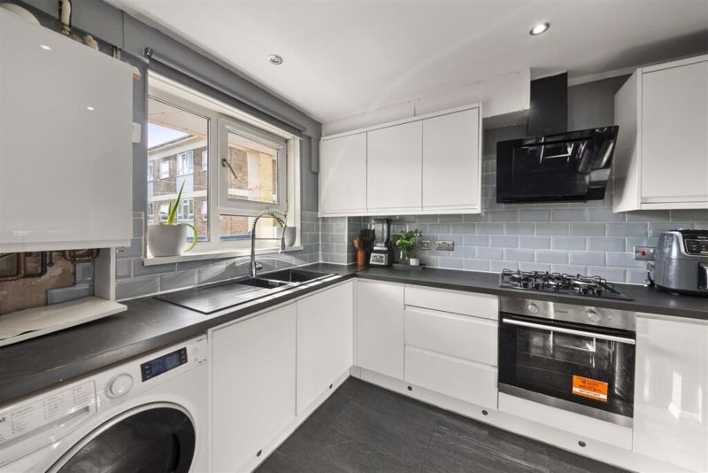 Additional image 4 of 2 bed flat for saleParkfield Drive, Northolt UB5