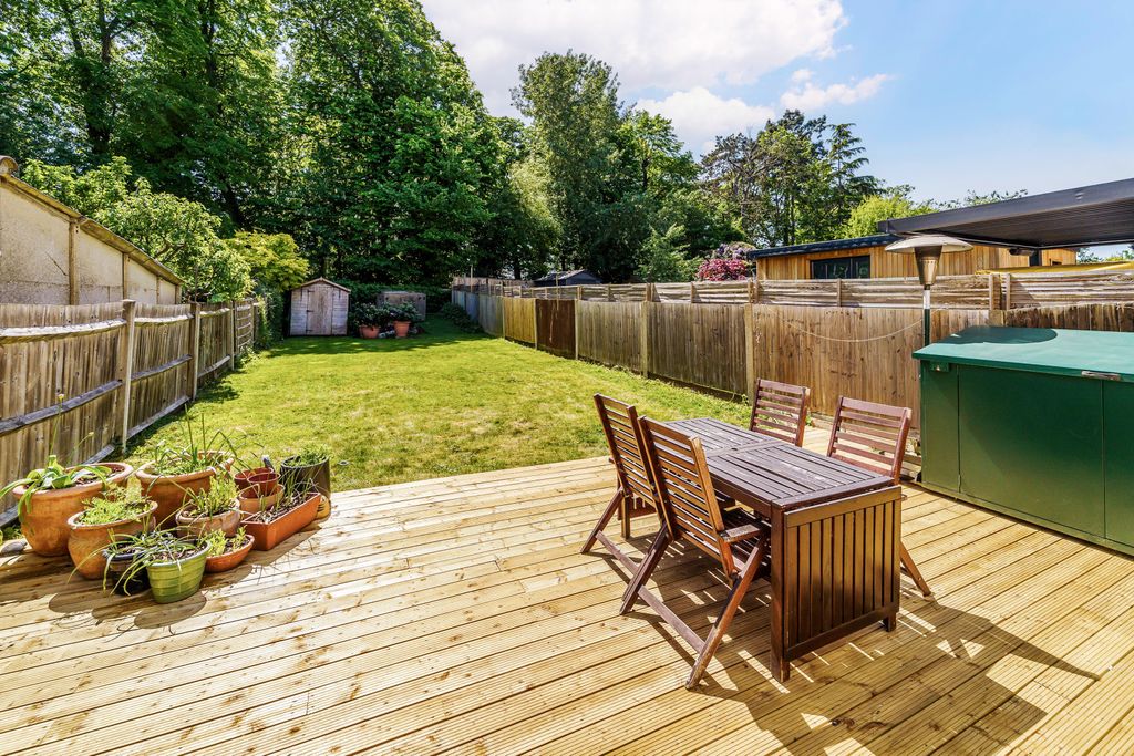 Additional image 3 of 5 bed semi-detached house for saleHillcross Avenue, Morden SM4