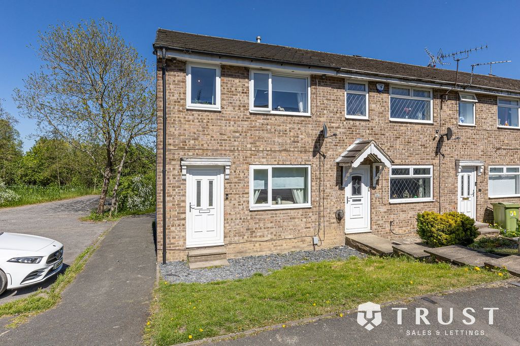 3 bed end terrace house for saleDarley Road, Liversedge WF15
