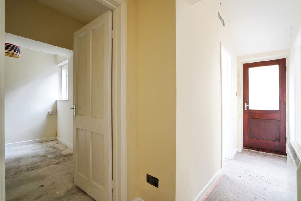 Additional image 12 of 2 bed flat for saleBodmin Hill, Lostwithiel, Cornwall PL22