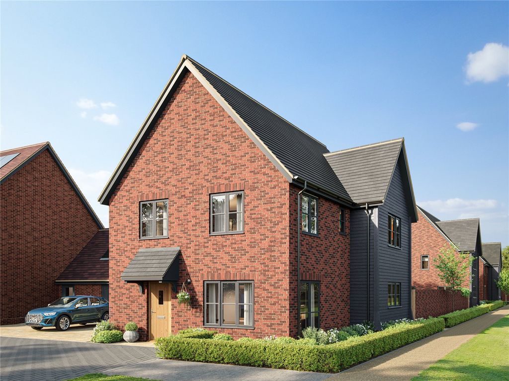 3 bed detached house for saleBrookwood Road, Petersfield, Hampshire GU31