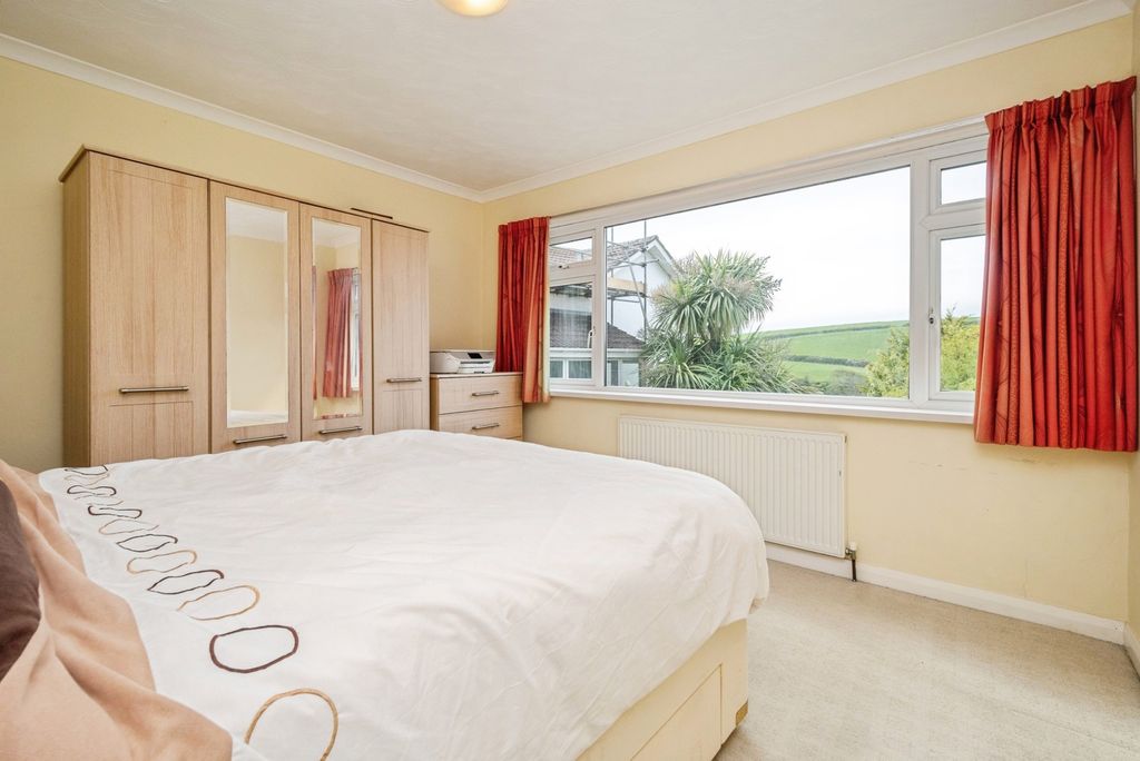 Additional image 18 of 4 bed detached house for saleTredour Road, Newquay, Cornwall TR7