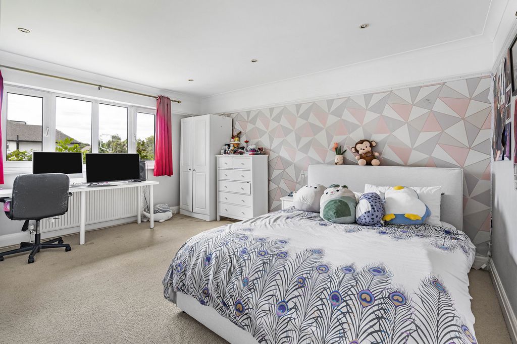Additional image 15 of 4 bed detached house for saleCoombe Road, New Malden KT3
