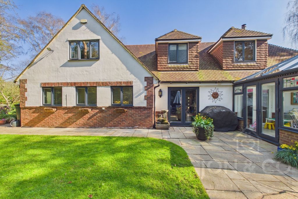 Additional image 4 of 4 bed detached house for salePark View, Moulton, Northampton NN3