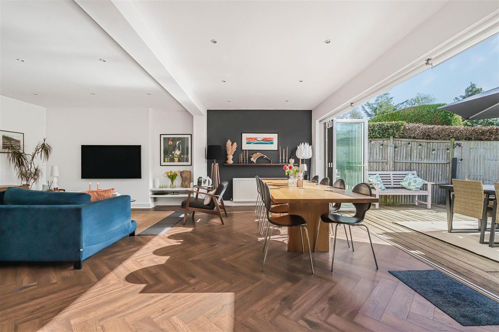 Additional image 3 of 5 bed semi-detached house for saleBeechcroft Avenue, New Malden KT3
