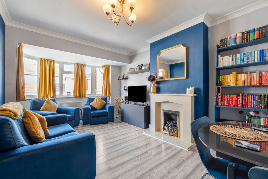 Additional image 3 of 2 bed maisonette for saleLynmouth Avenue, Morden SM4