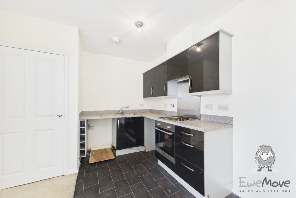2 bed flat for salePendleton Court Speakman Way, Prescot, Merseyside L34 photo 5