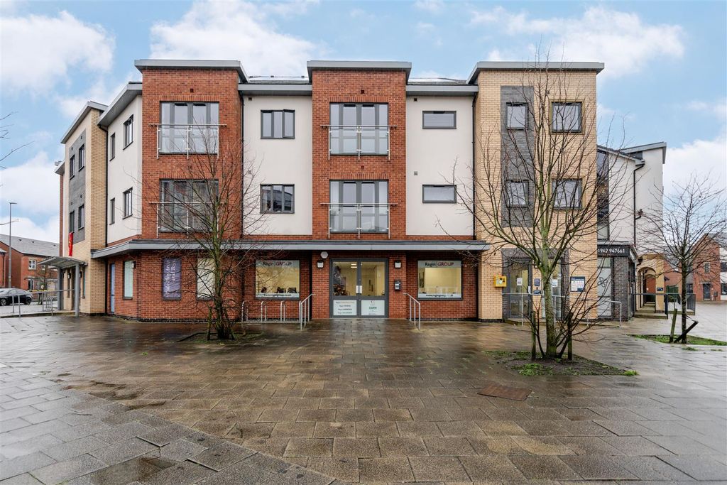 2 bed flat for saleMarina Walk, Leigh WN7