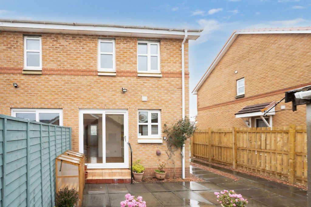 Additional image 19 of 2 bed semi-detached house for saleHalket Crescent, Carronshore, Falkirk FK2