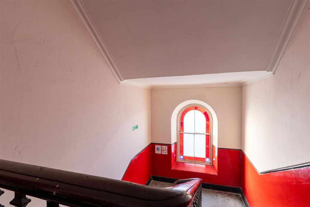 Additional image 13 of 4 bed flat for sale94 Commercial Street, Dundee DD1