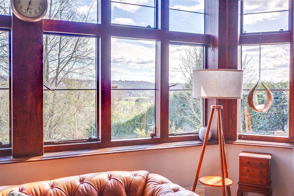 Additional image 11 of 3 bed flat for saleHighfields, Marlow, Buckinghamshire SL7
