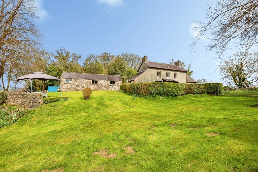 3 bed detached house for saleBethlehem, Llandeilo, Carmarthenshire SA19