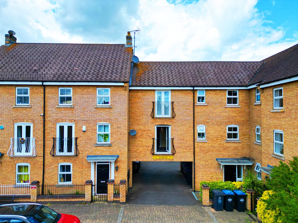 2 bed flat for saleLongstork Road., Rugby CV23
