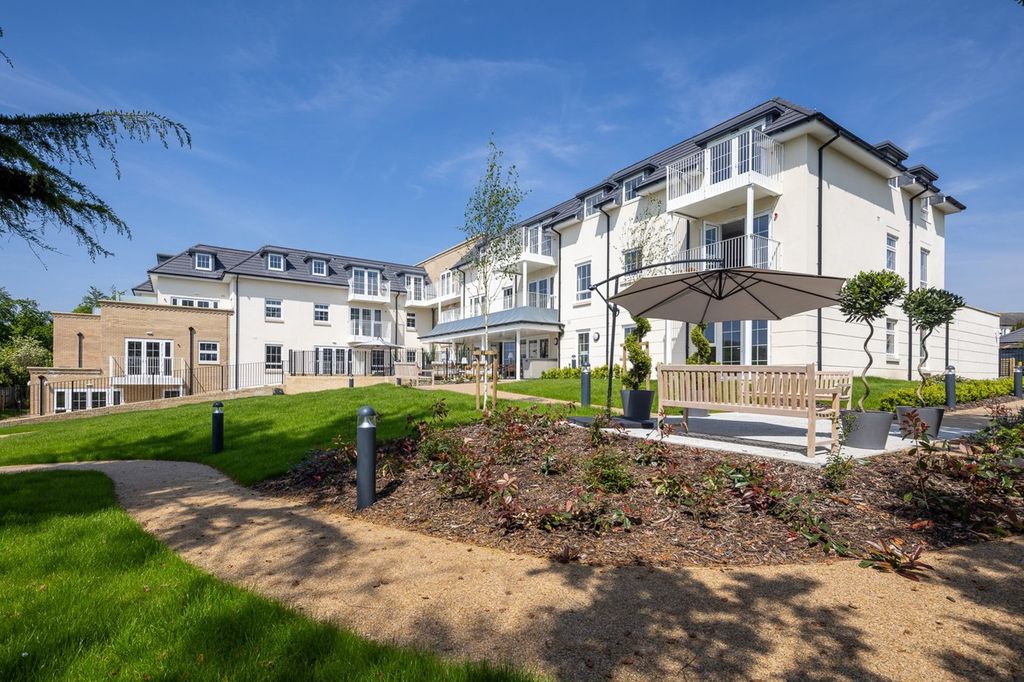 Additional image 11 of 1 bed flat for saleLymington Gate, Stanford Hill, Lymington SO41