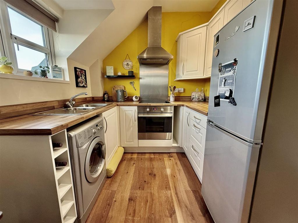Additional image 2 of 1 bed flat for saleDukesfield, Shiremoor, Newcastle Upon Tyne NE27