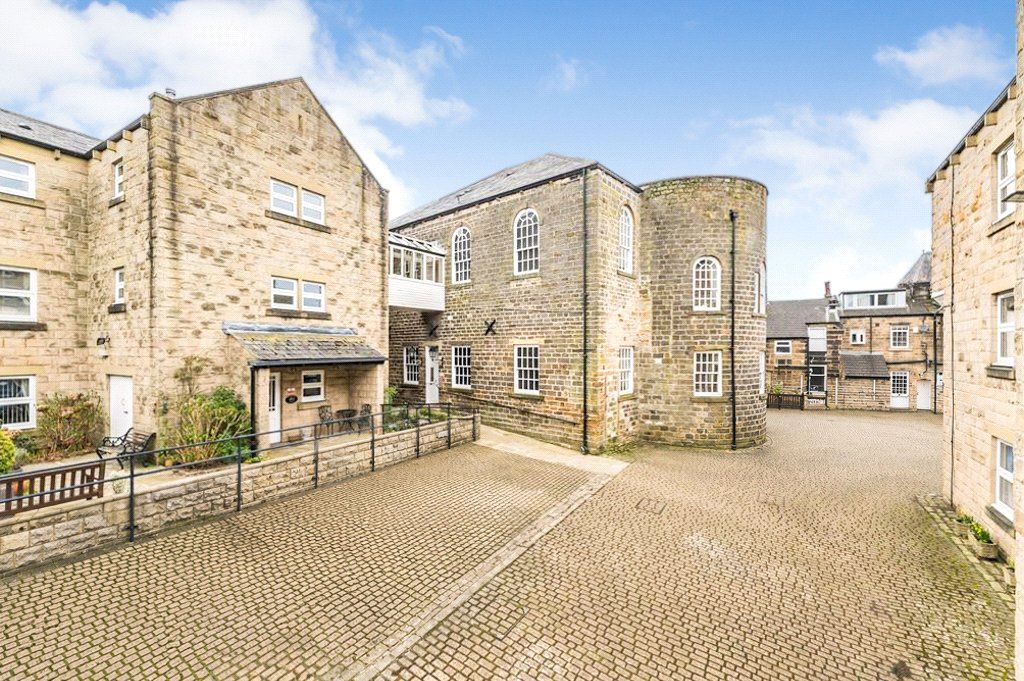 1 bed flat for saleChevin Court, Otley, West Yorkshire LS21