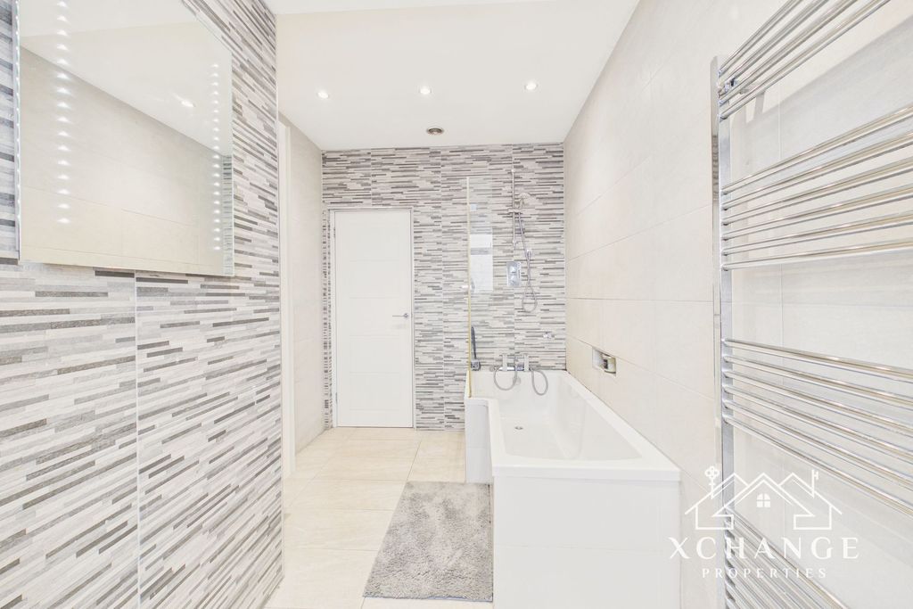 Additional image 31 of 3 bed semi-detached house for saleLutterworth Road, Nuneaton CV11
