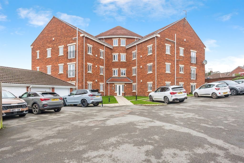 1 bed flat for saleKingsway Gardens, Ossett WF5