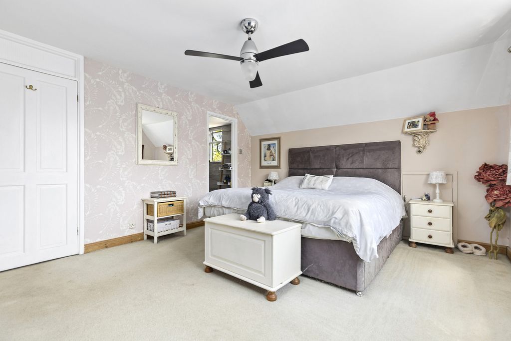 Additional image 12 of 3 bed detached house for saleHeatherwood, Midhurst GU29