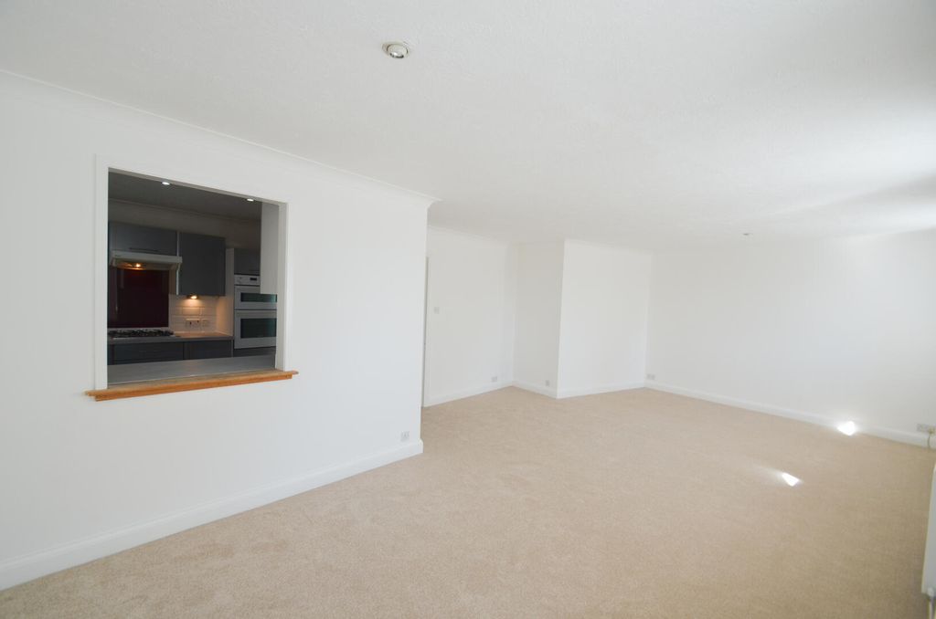 Additional image 13 of 2 bed flat for saleLower Street, Pulborough RH20