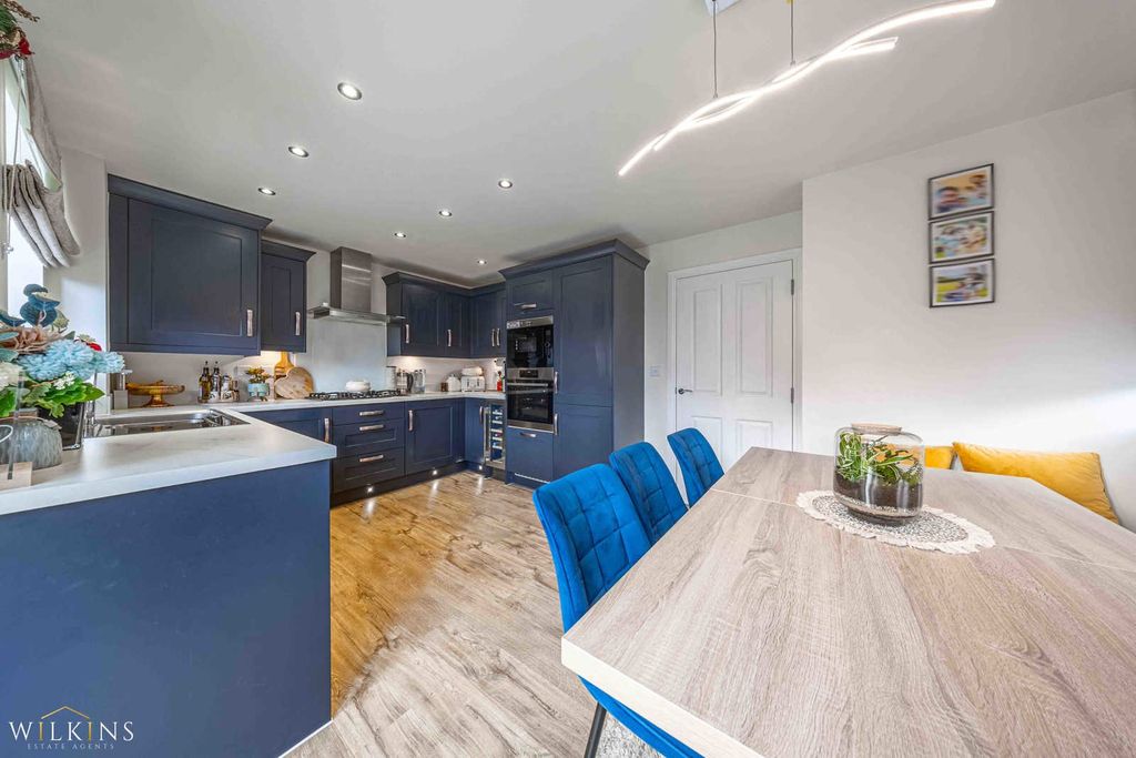 Additional image 3 of 4 bed detached house for saleFleece Lane, Nuneaton, Warwickshire CV11