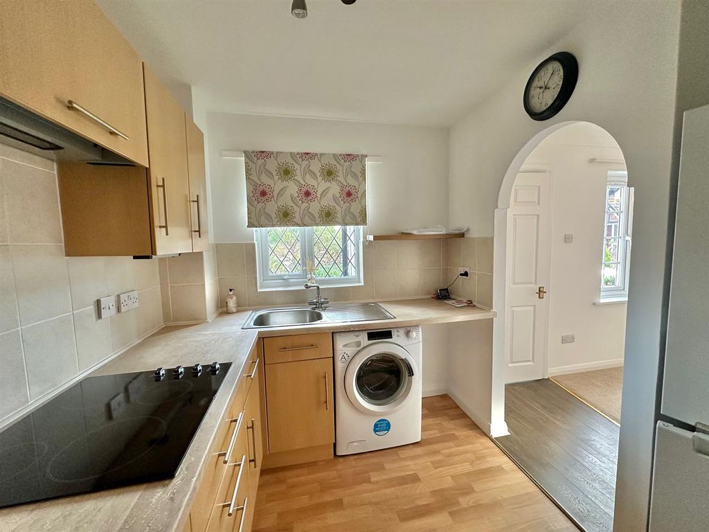 Additional image 3 of 2 bed flat for saleYew Tree Drive, Nantwich, Cheshire CW5