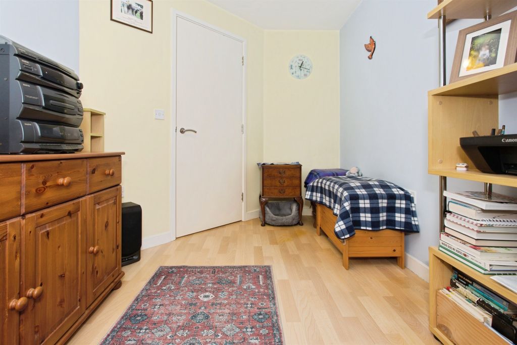 Additional image 9 of 2 bed flat for saleSkeaping Close, Newmarket CB8