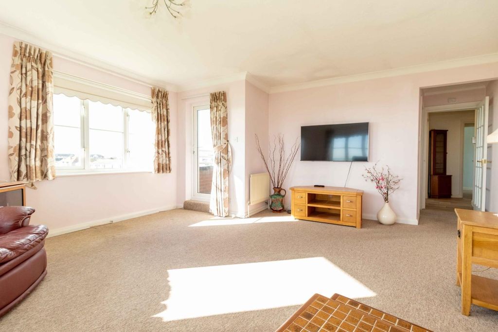 Additional image 10 of 2 bed flat for saleBrighton Road, Lancing BN15