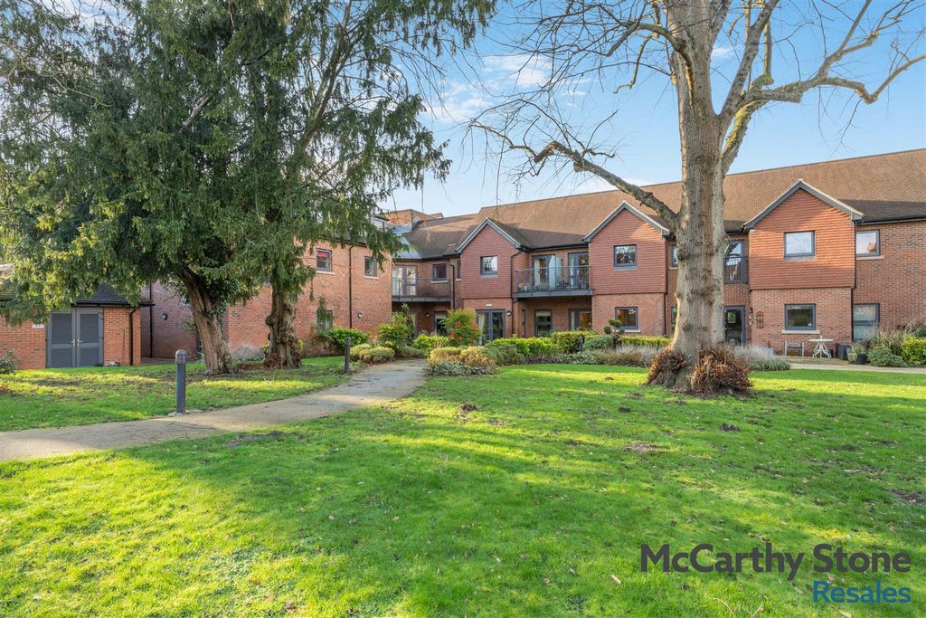 Additional image 21 of 2 bed flat for saleElizabeth House, St. Giles Mews, Stony Stratford, Milton Keynes MK11