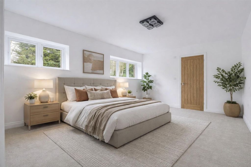 6 bed detached house for saleLandmere Lane, Ruddington NG11 photo 5