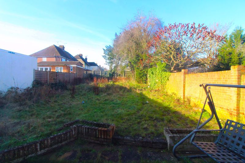 Additional image 16 of 6 bed detached house for saleChain Free On New Bedford Road, Luton LU3