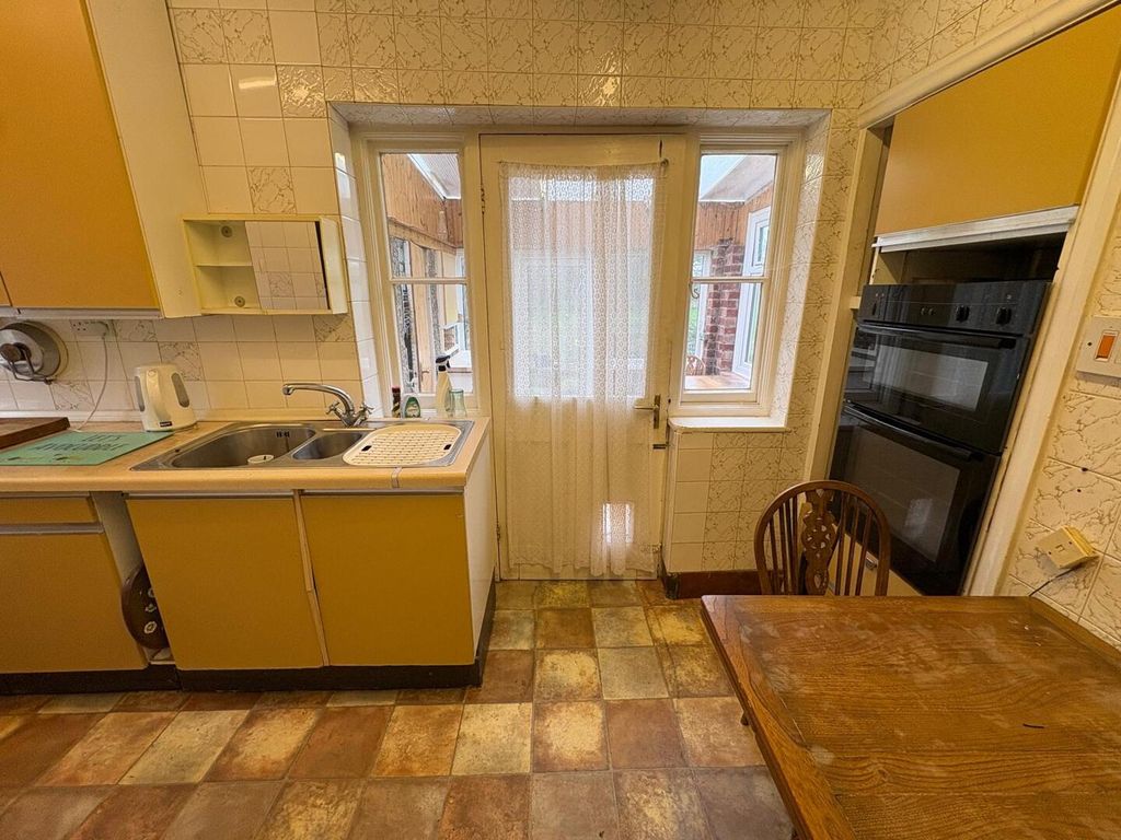 Additional image 4 of 2 bed detached bungalow for saleLiverpool Road, Neston CH64