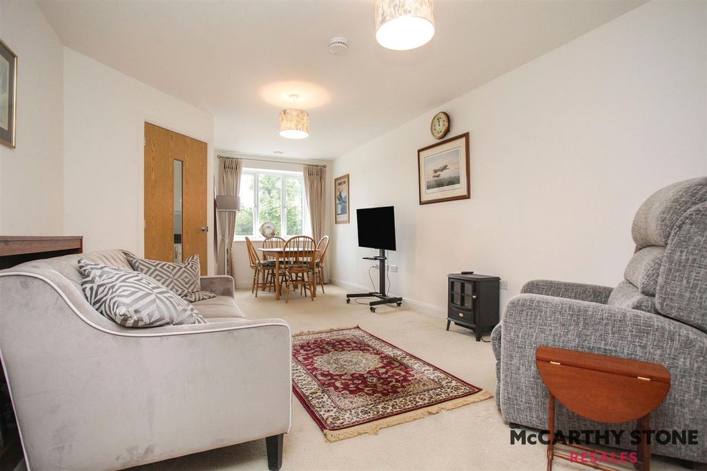 Additional image 2 of 2 bed flat for saleThe Close, Church Street, Nuneaton CV11