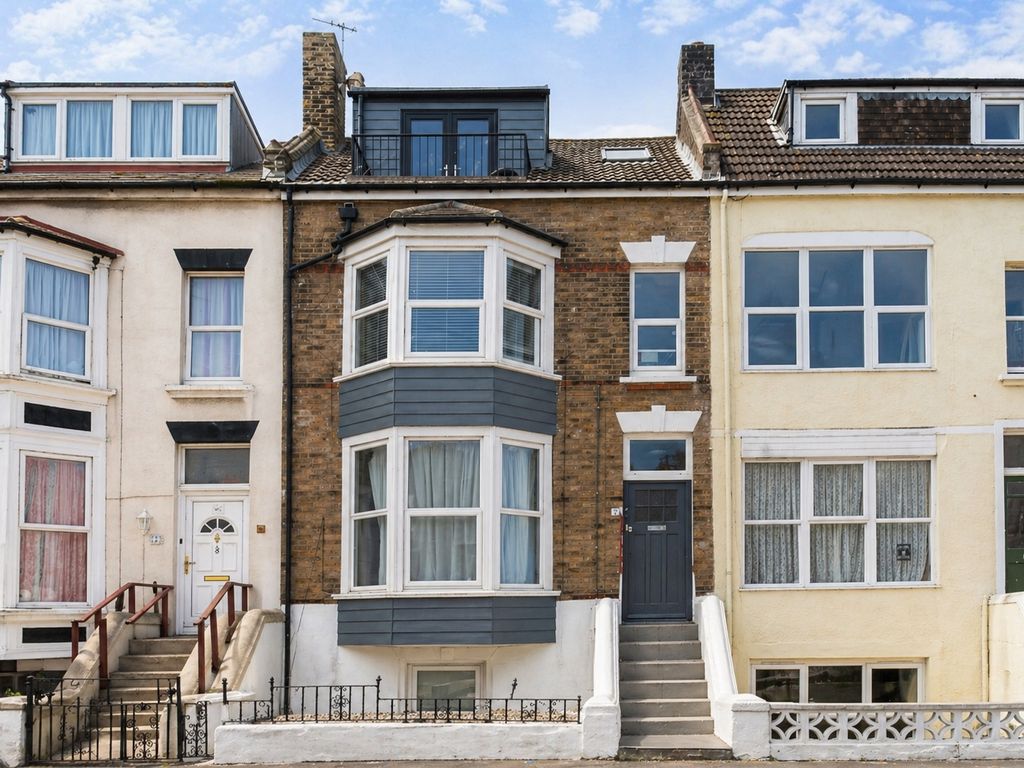 3 bed flat for saleStation Road, Margate, Kent CT9