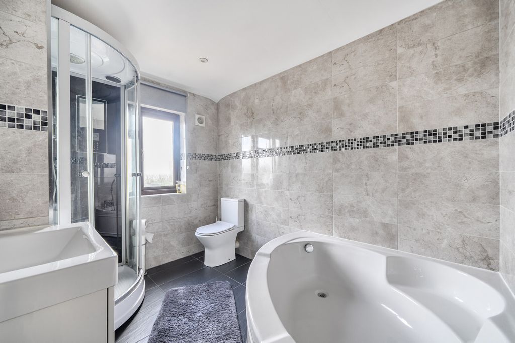 Additional image 9 of 4 bed semi-detached house for saleOldfields Circus, Northolt UB5