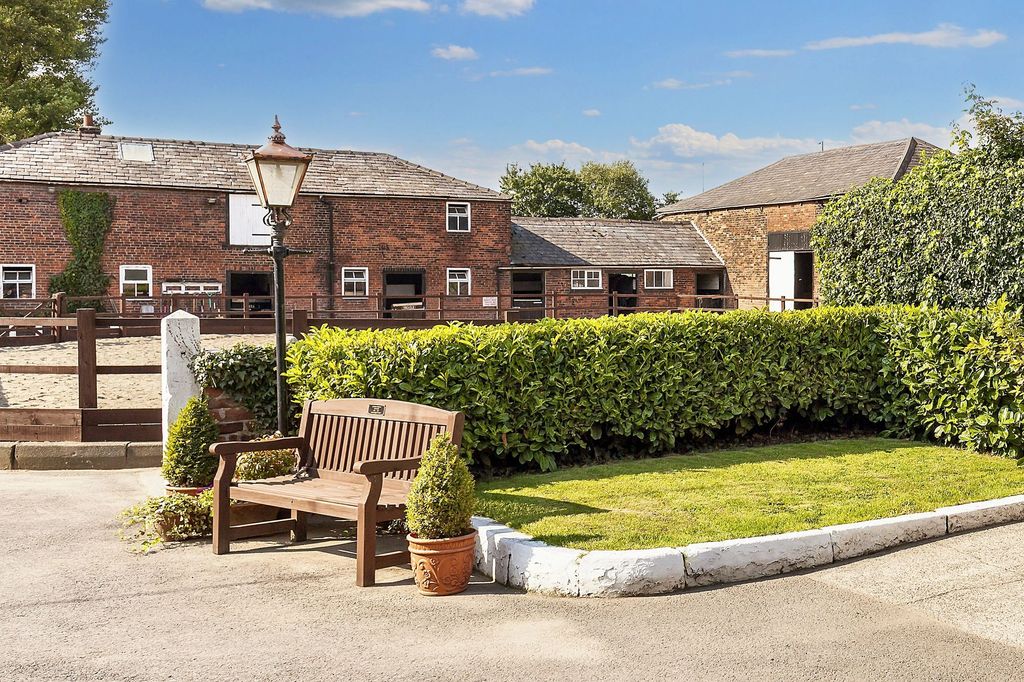 Additional image 2 of 5 bed farmhouse for saleManchester Road, Swinton M27