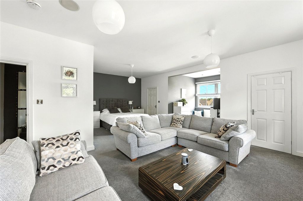 Additional image 15 of 5 bed semi-detached house for saleLondon Road, Stapeley, Nantwich, Cheshire CW5