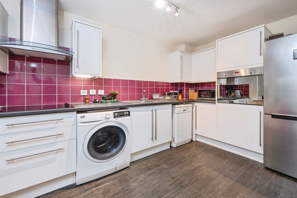Additional image 2 of 2 bed flat for saleWestbury Lane, Newport Pagnell MK16