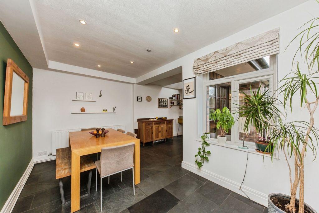 Additional image 3 of 3 bed end terrace house for saleAcacia Avenue, Knutsford, Cheshire WA16